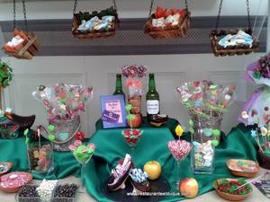 Bodas Restaurante El Duque Mesas dulces seewt Candy